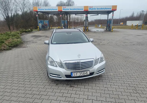 samochody osobowe Mercedes-Benz Klasa E cena 40900 przebieg: 268000, rok produkcji 2010 z Bytom